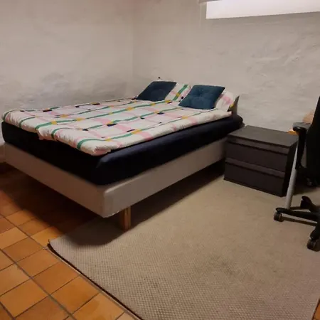 Big And Cozy In The Middle Of *