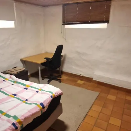 Big And Cozy In The Middle Of *